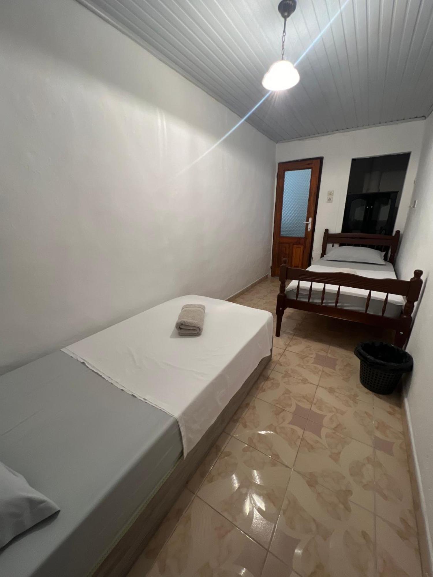 Onetwosleep Guesthouse Shkoder Exterior photo